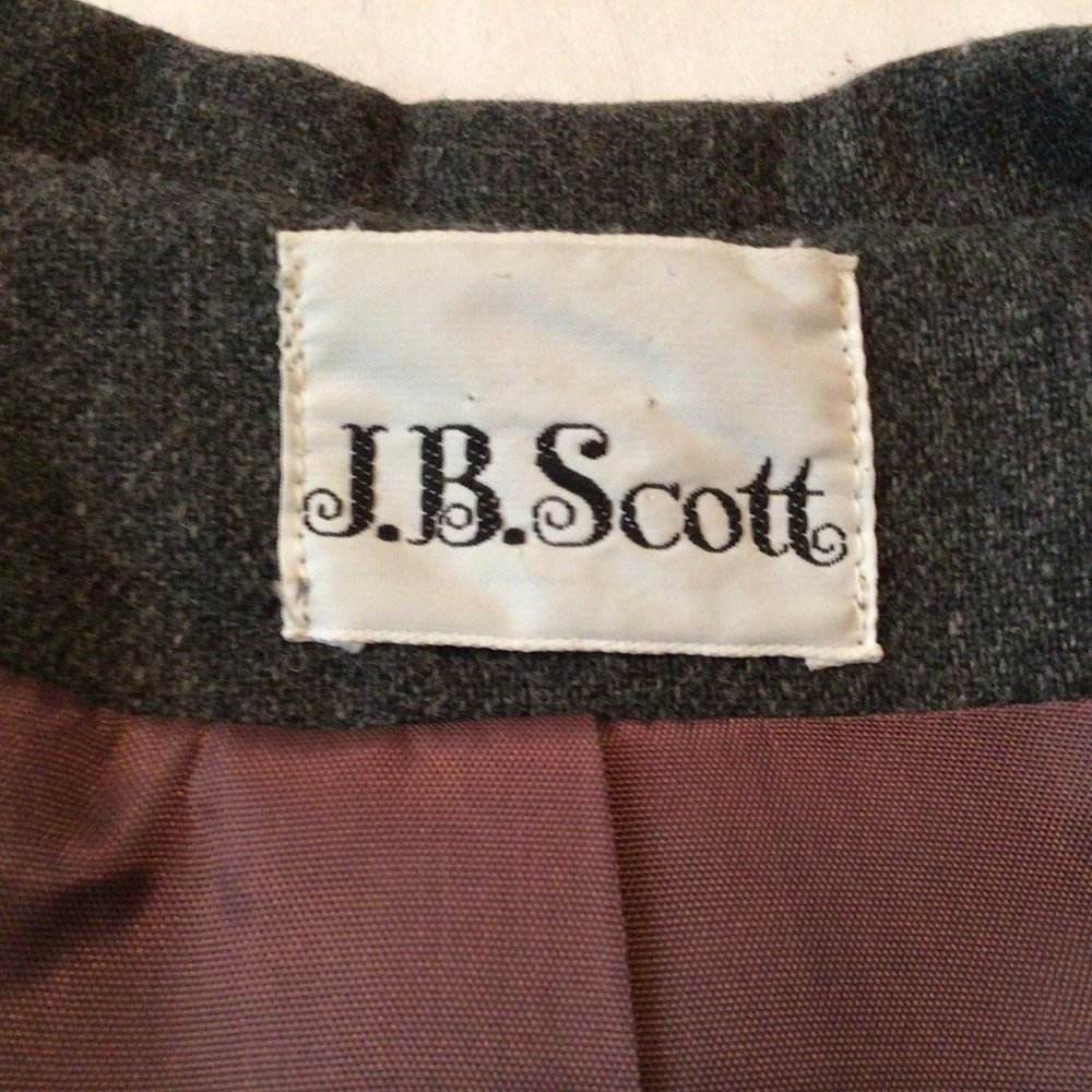 J.B. Scott - Gray Wool Mix, Fully Lined, Two Piece Suit, Jacket & Skirt - Picture 6 of 8